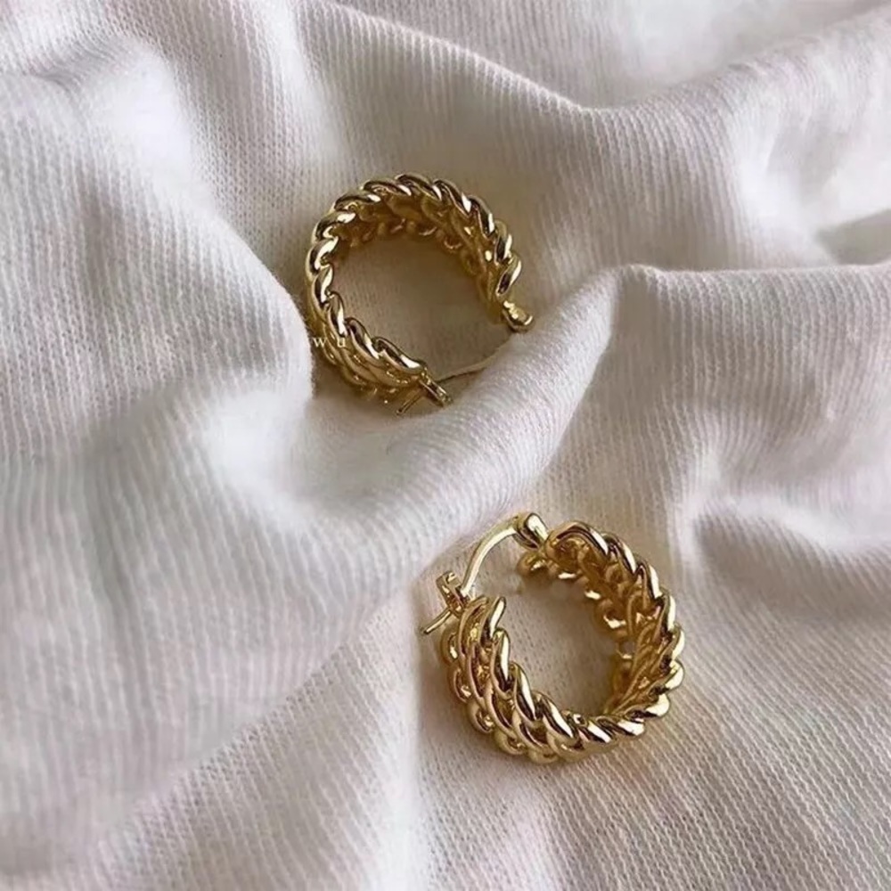 Twisted Hoop Minimalist Woven Chic Gold Earrings